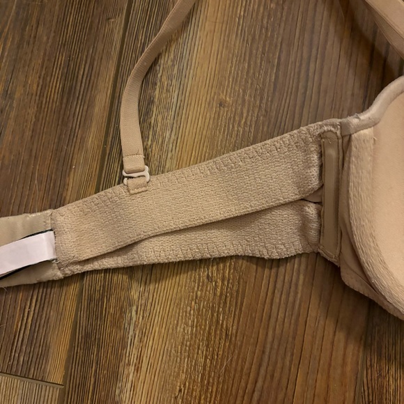 Body by Victoria’s Secret Multiway Bra - Picture 8 of 9